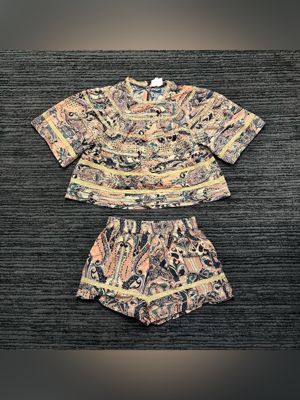 Sundays mosaic short set